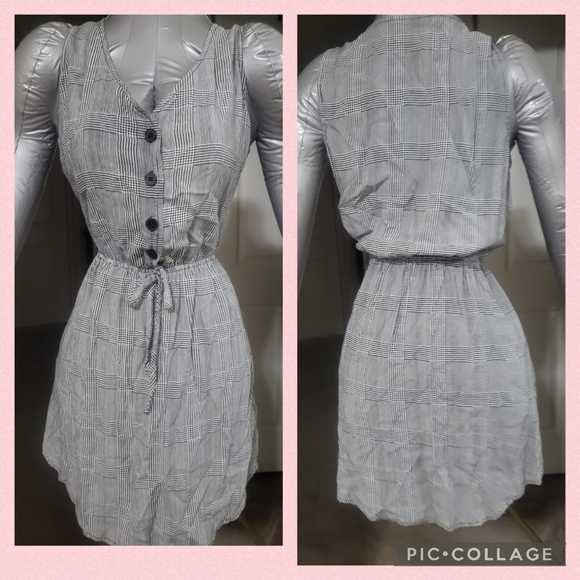 Junior Casual Dresses - Picture 4 of 8